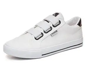 

2018 new white shoes female students low shoes Korean version of the wild cloth casual shoes.