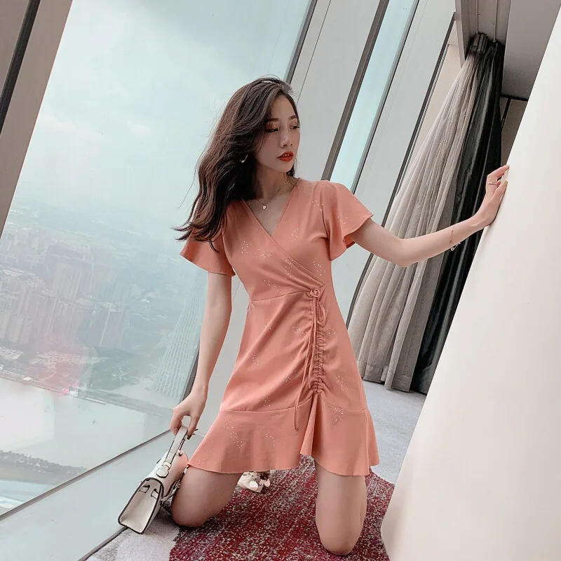 

Summer Net Red Korean Version of The Design Sense The Tether Trim V Collar Edge Rope Bright Piece Dress 2019 Black Dress Women
