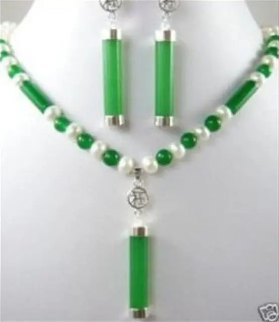 

Fast shipping + Beautiful white pearl green jade earrings necklace AA Netsuke Set (A0516)
