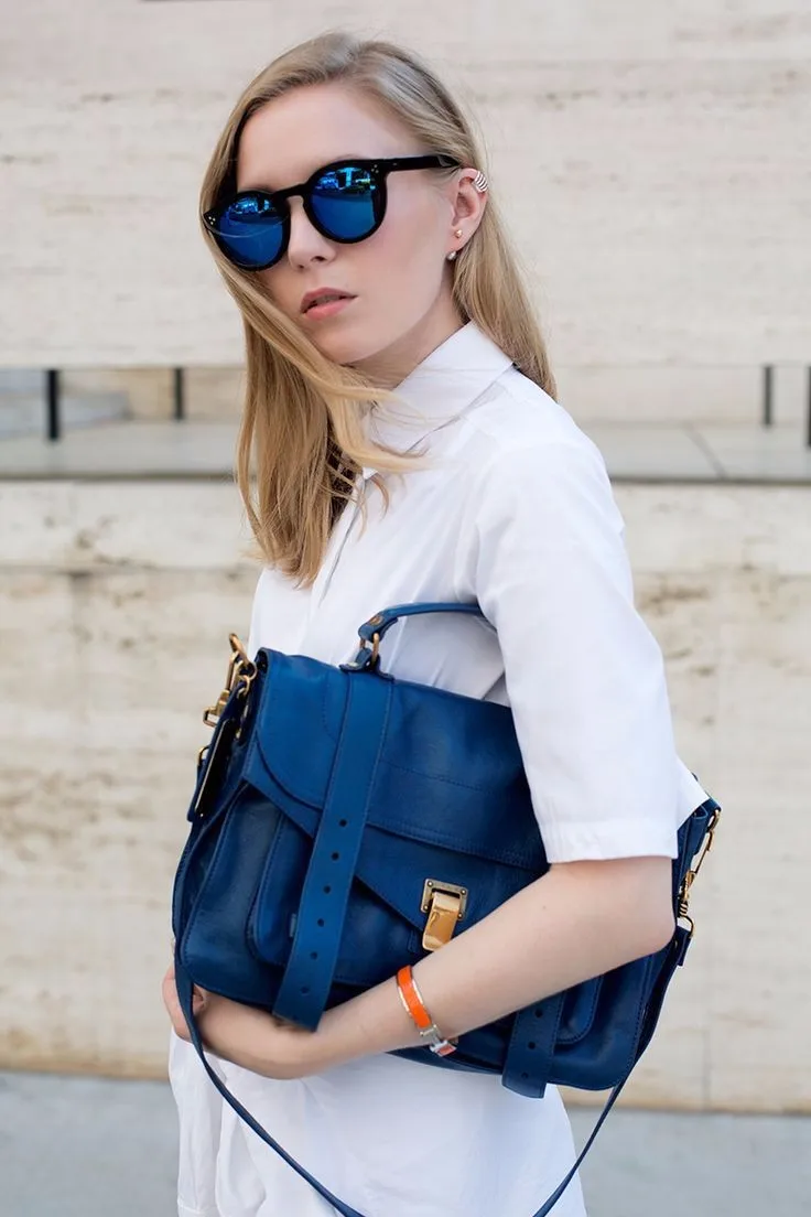 1923772499_369298360