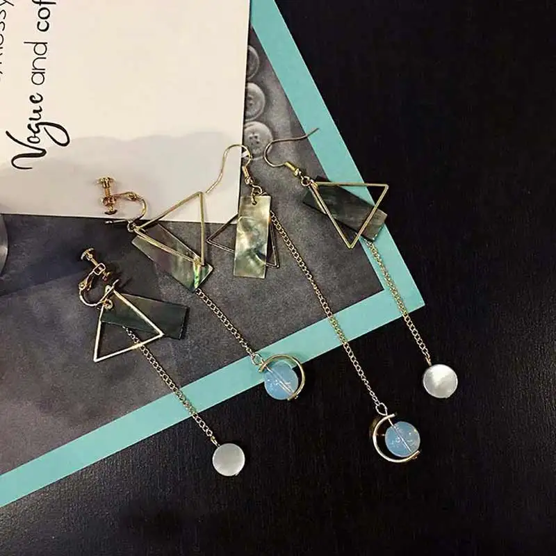 

Exaggerated Personality Black Shell Long Pearl Earrings Euro-American Retro-triangular Geometric Earrings
