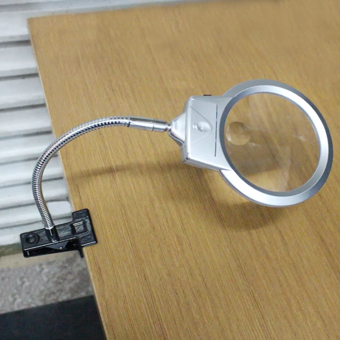 Лупа led увеличительное лупа очки стол настольные лампы Чтение свет vergrootglas occhiali ingrandimento lente де aumento 2.5X