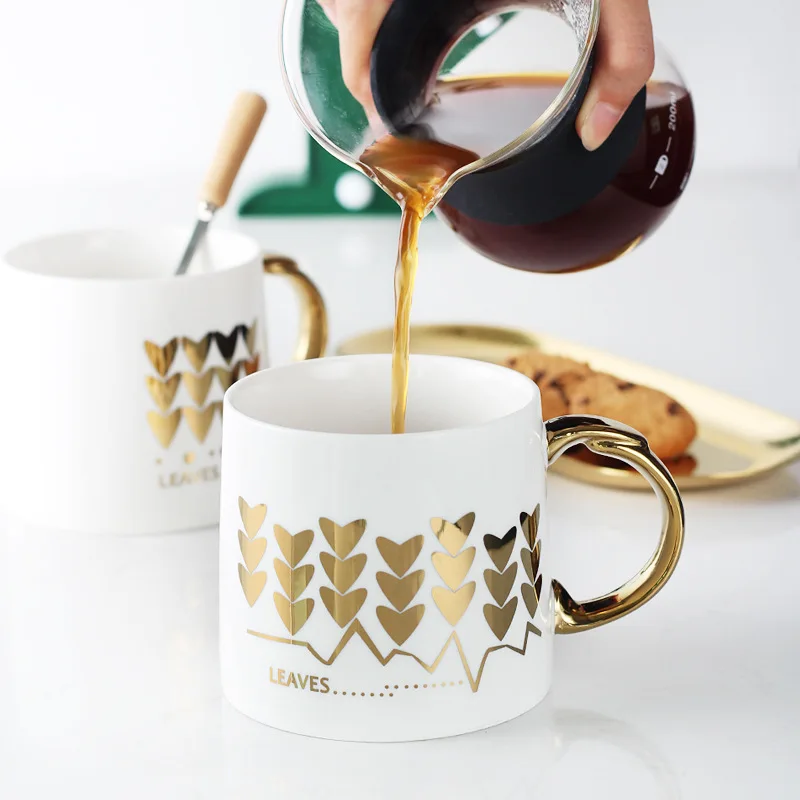 

Glod Hearts Sophie Coffee Mugs with Lid Drinking Water Tea Coffee Cup Creative Gift