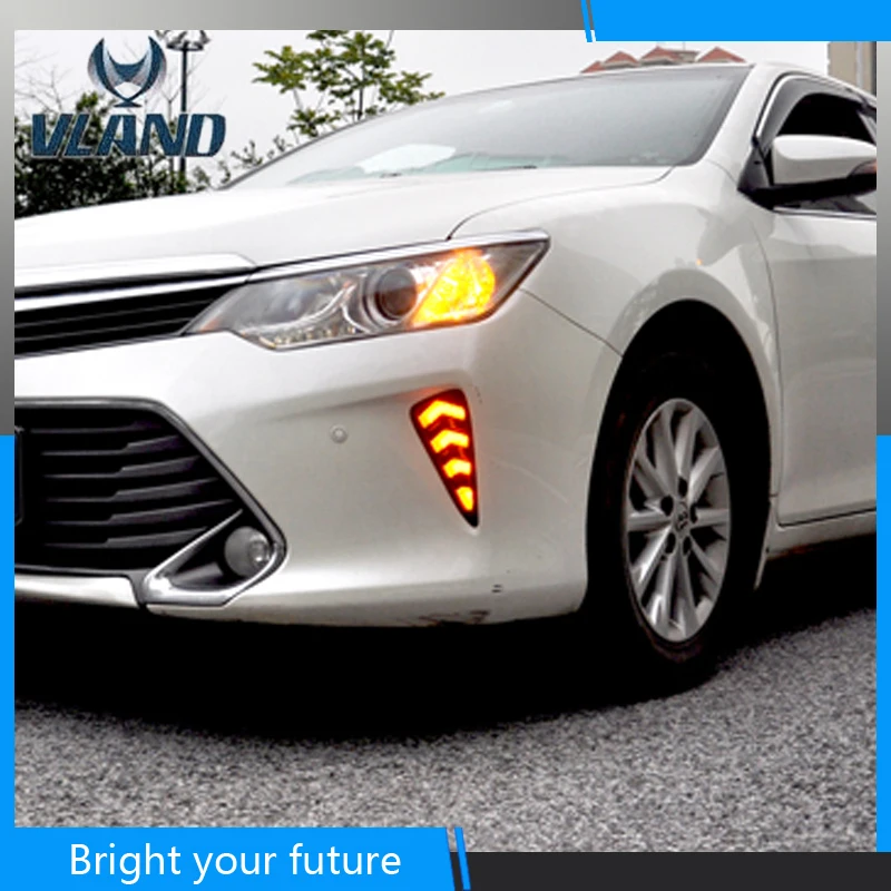 

Turn Signal Light Car LED DRL Daytime Running light For Toyota Camry 2015 2016 DRL