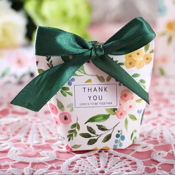 

50 Pcs Green Floral "Thank You" Wedding Favors Candy Boxes Sachet Party Favors Gift Box Paper Gift Bags Candy Bags