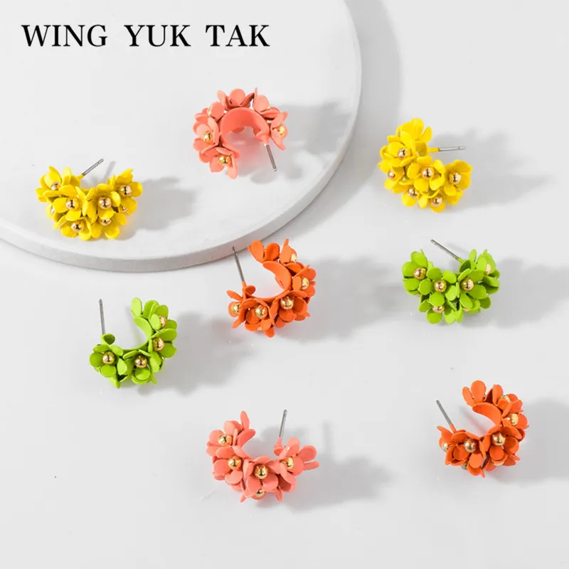 

wing yuk tak Fashion Candy Color Flower Earrings For Women Cute Korea Small Fresh Stud Earrings