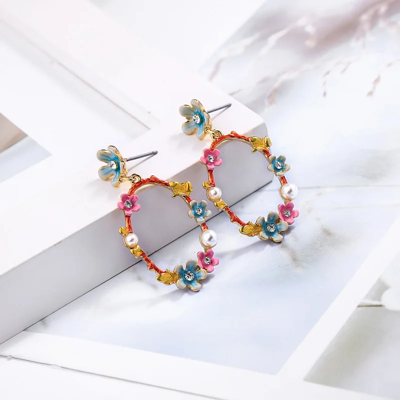 

Cute Women Drop Earrings Enamel Flower Hoope Simulated Pearl Pendant Drop Earrings Women Fashion Jewelry Gift Accessories