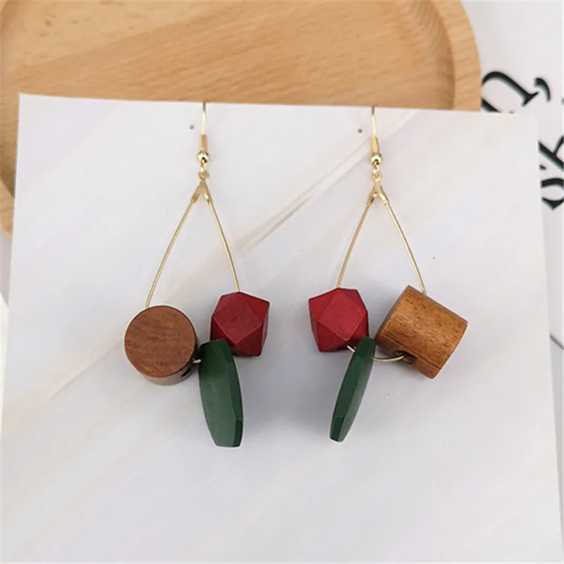 

Retro cylindrical geometry wood earrings jewelry exaggerated Christmas red green colours wood pendant earrings for women 2019