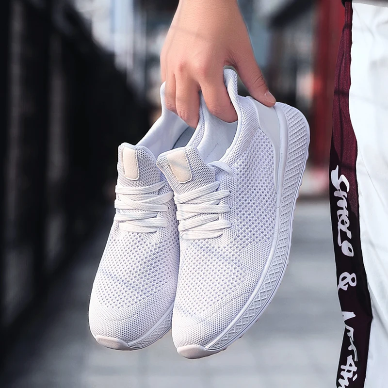 

Summer 2019 Breathable Men Sneakers Zapatillas Hombre Adult Red Black Gray High Quality Comfortable Non-slip Soft Mesh Men Shoes