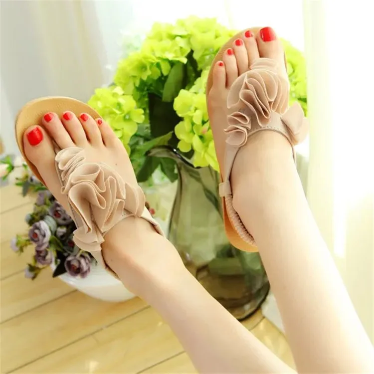 

22001 fashion summer new flat flat sandals with clip toe Bohemia sandals female flower beach shoes wholesale