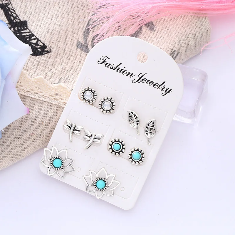 

Pendientes Retro Pine Lotus Ear Nail Alloy Leaf Earrings Exploded In Europe And America For Cross-border Electronic Commerce