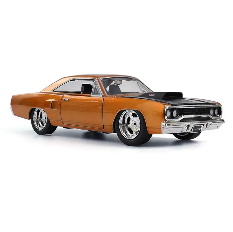 JADA Plymouth ROAD RUNNER 1:24 литая металлическая модель автомобиля зарядное устройство R/T