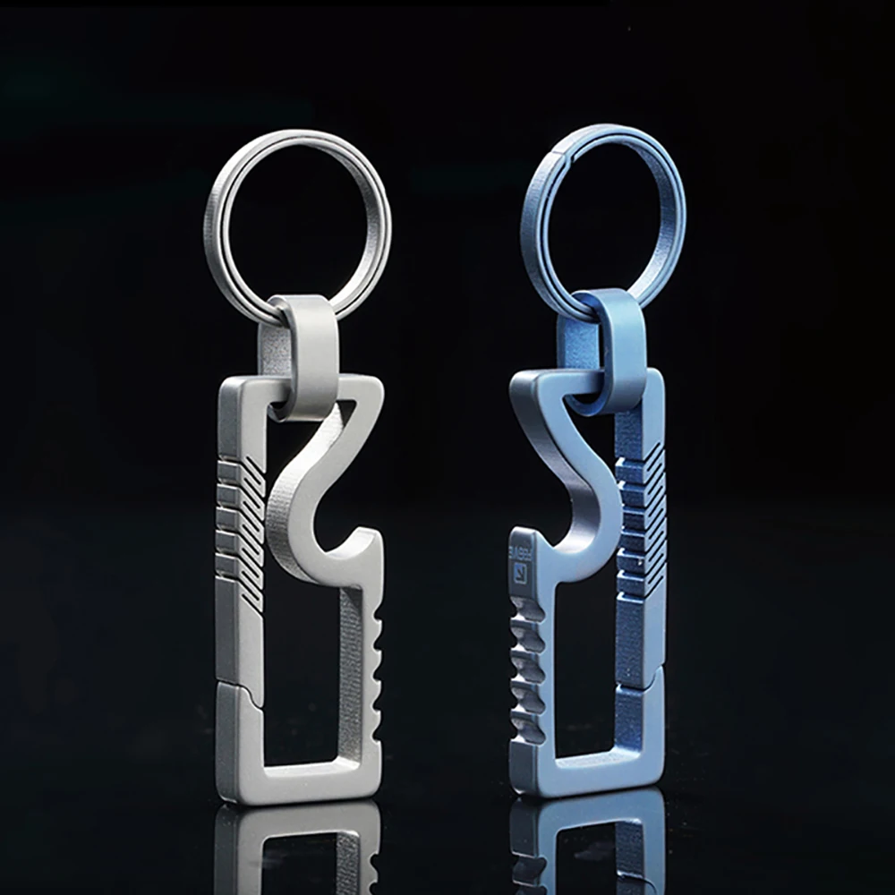 

Real Titanium Men Car Key Chain Holder Lovers Super Lightweight Titanium Keychain Buckle Heart Shape Key Rings EDC Creative Gift