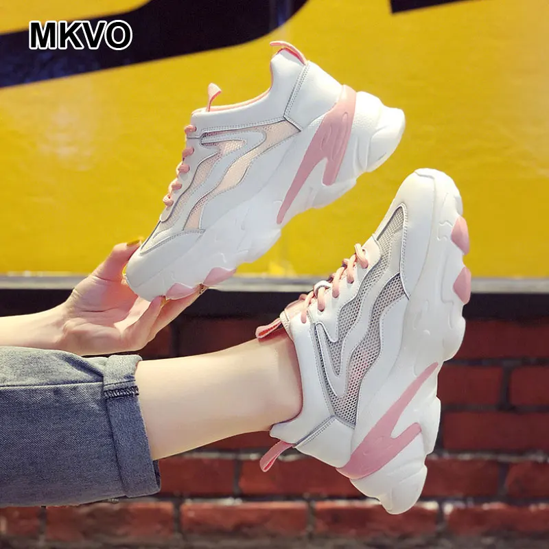 

Flats Korean sponge Breathable skateboard Run Yoga Sneakers sports gucced fashion 2019 Winter Clear women's Ladies woman shoe new