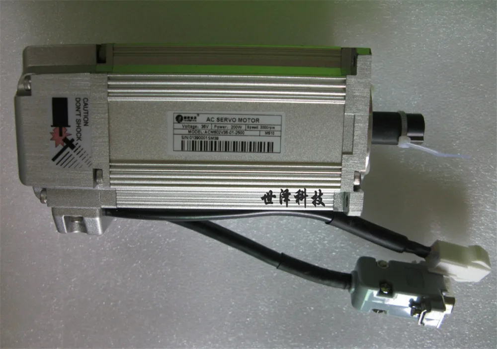 

Mid&Low-voltage Servo Motor Drive 200W 7.6A 0.64Nm 1000ppr 20~80VDC ACM602V36-01-1000+ACS806