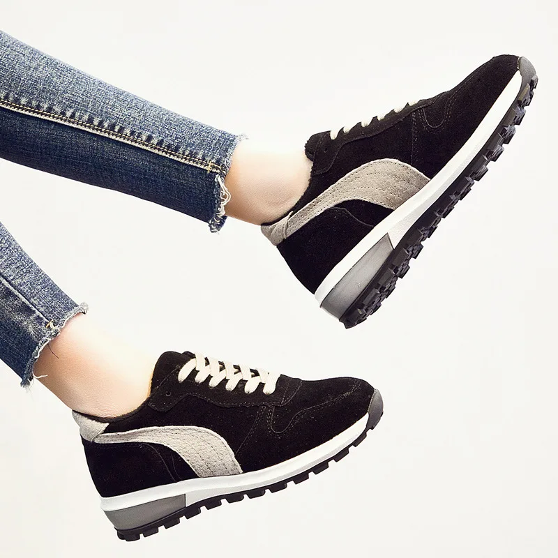 

2018 autumn new fashion simple solid color casual shoes women trend wild comfortable flat shoes.