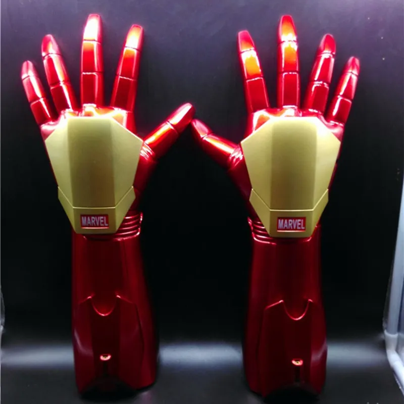 

2019 New 1:1 scale Iron Man LED Light Gloves Arm Figure Model Toy Infrared emission Glove Cosplay costume party child kids gift