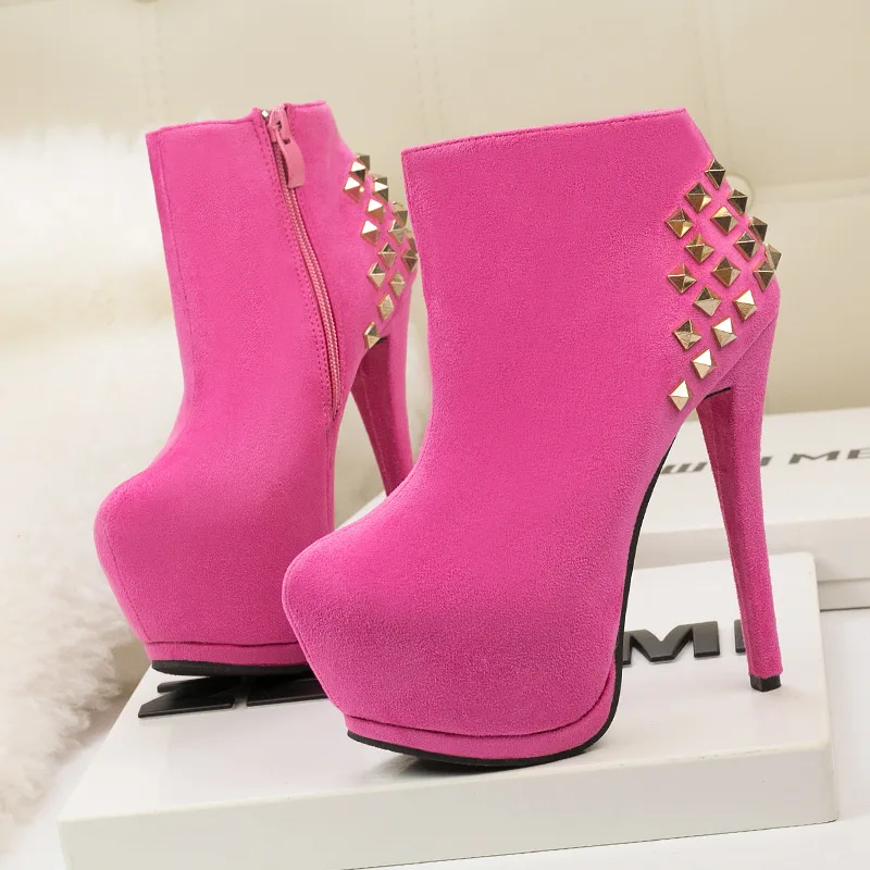 Пикантная женская зимняя обувь с острым носком; ботинки на платформе; осенние ботильоны; женские ботинки на высоком каблуке; модная обувь для вечеринок с заклепками; Новинка - Цвет: Розовый