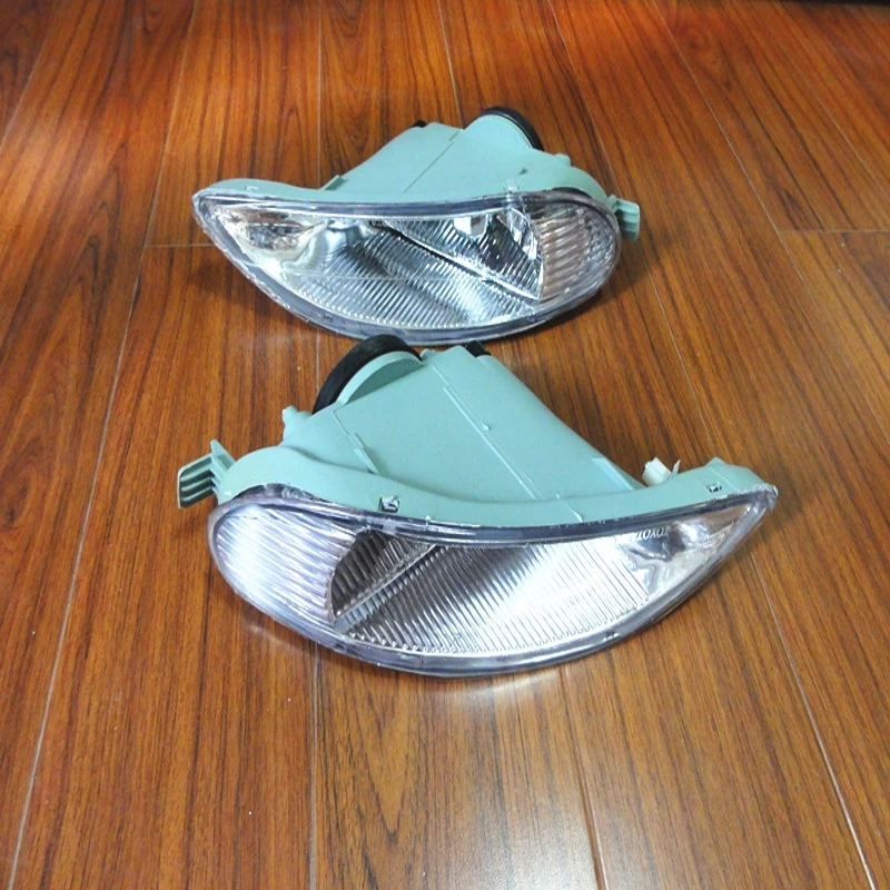 

1Pair Car Clear Lens Front Bumper Fog Lights Lamps Without Bulbs For Toyota Camry 2002-2004