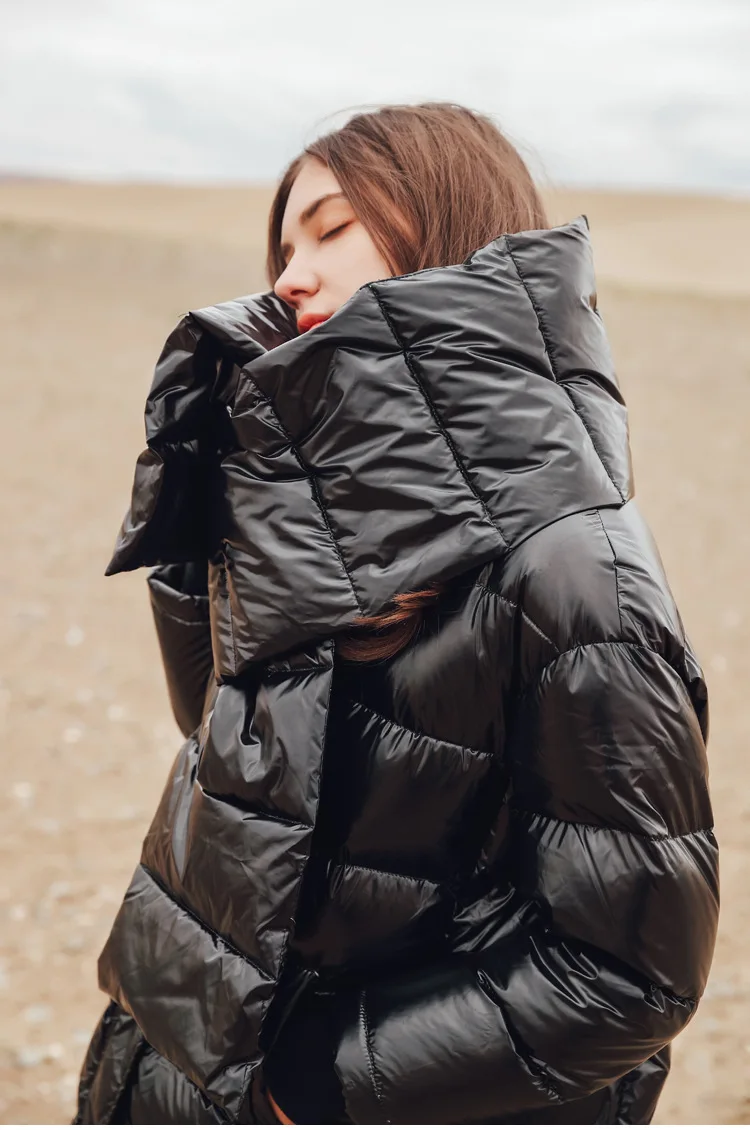 winter new fashion brand 90% white duck down jacket female big size warm longer down coat with a beautiful Bib wq151