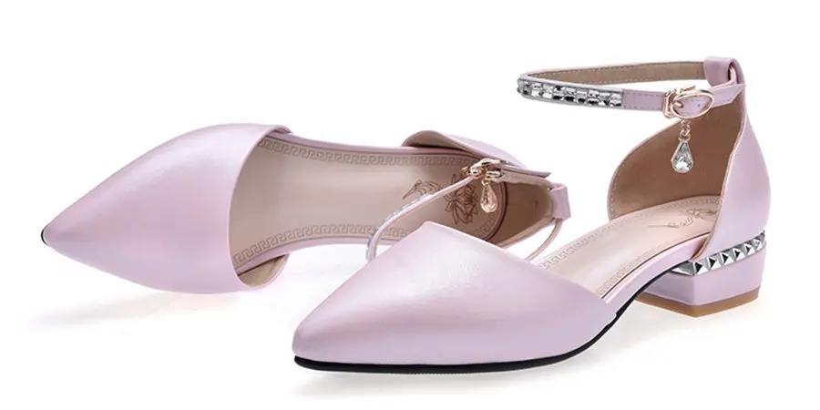 Летние женские туфли-лодочки с ремешком на щиколотке; Низкий блочный каблук; цвет розовый; искусственная кожа; острый носок; белые свадебные вечерние туфли с кристаллами; D'Orsay; обувь для деловой женщины