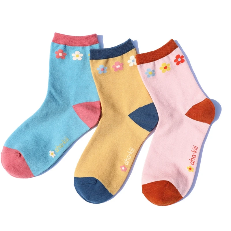 Новые яркие милые хлопковые женские носки с маленькими цветочками; оригинальные осенние модные милые носки с маленькими цветочками наивысшего качества для девочек и девушек