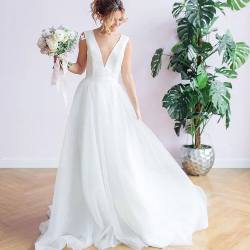 

Sexy A Line Wedding Dress 2019 Double V Neck Lace Wedding Dresses Sweep Train Tulle Vestido De Novia Backless Ball Gown
