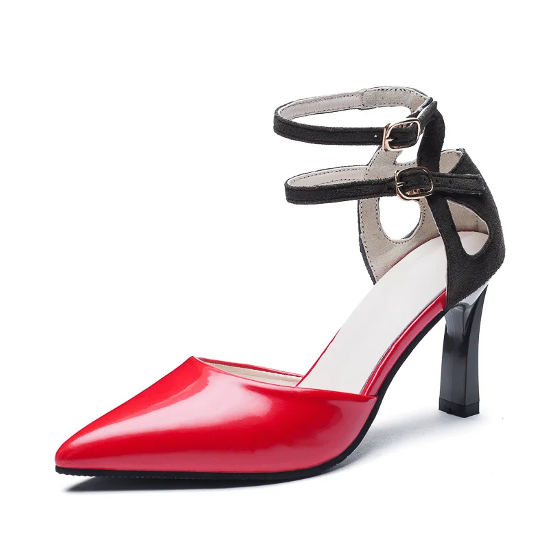 

In the summer of 2019, the new style of velvet pointed fashion clear heels and sexy women sandals