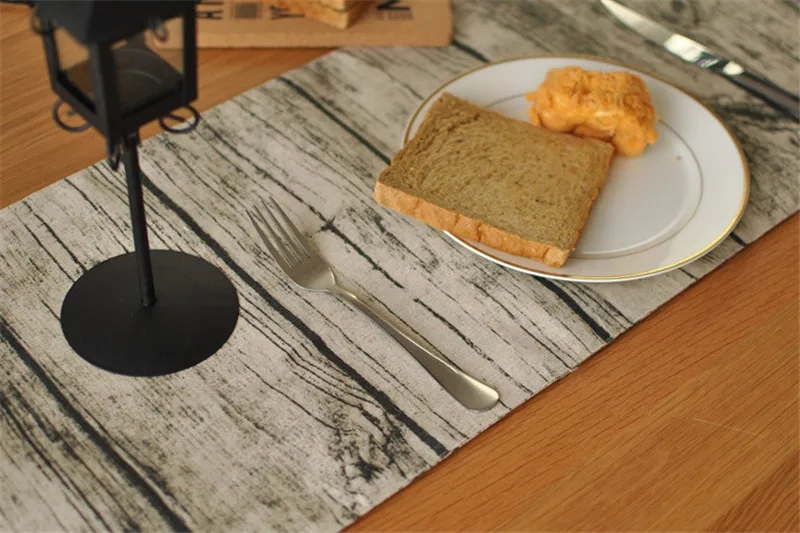 3308113585_983411801