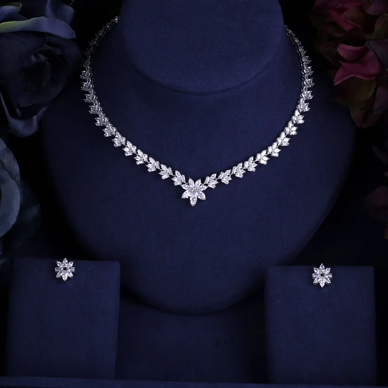 Набор из прозрачных сережек и ожерелья с кристаллами и цирконием, Свадебный комплект ювелирных изделий, аксессуары к свадебному платью