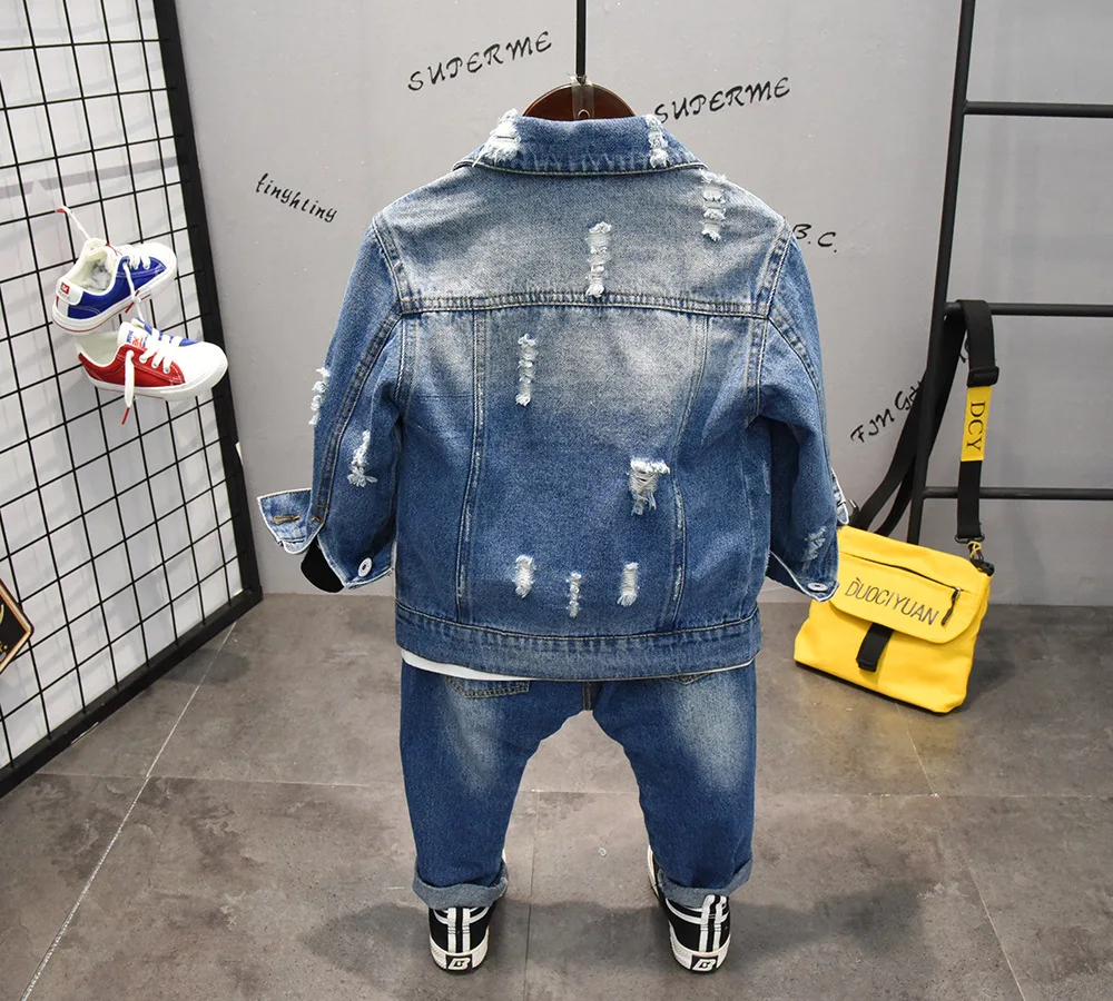 10768926464_1354821068