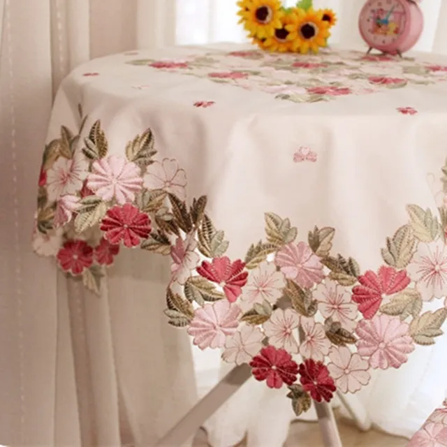 Square 85*85cm Cutwork Handmade Embroidered Table Cloth Topper Luxury