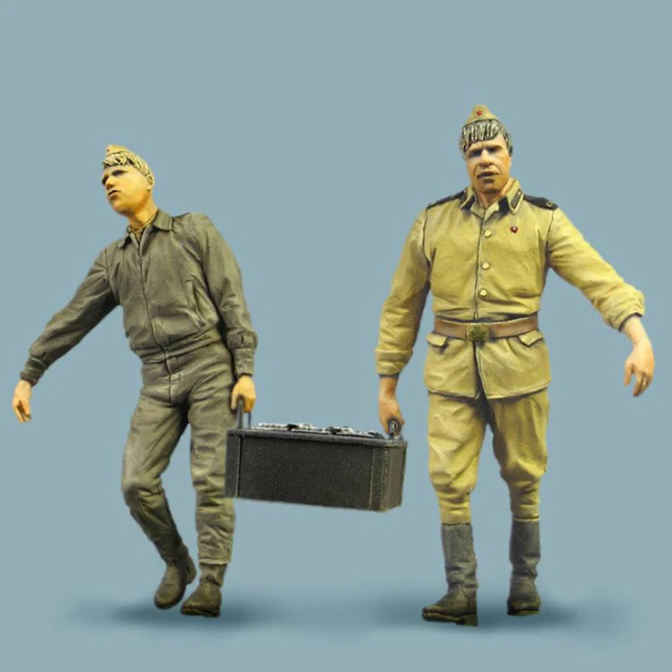 

1/35 Soviet military drivers battery, 2 figures, Resin Model Soldier GK, military themes, Unassembled and unpainted kit