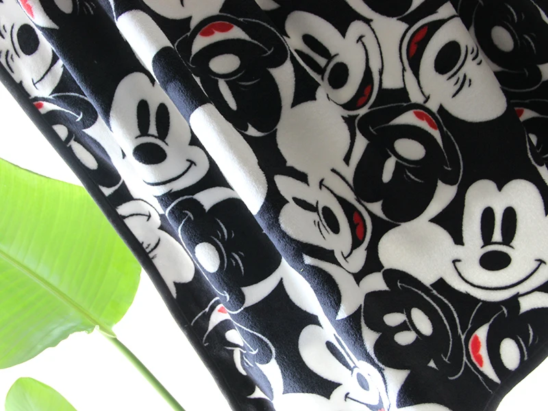 Disney Черный и белый МИККИ Мышь плюшевый Пушистый Тонкий кровать Одеяло покрывала, чехлы Flatsheet на кровать диван Рождественский подарок