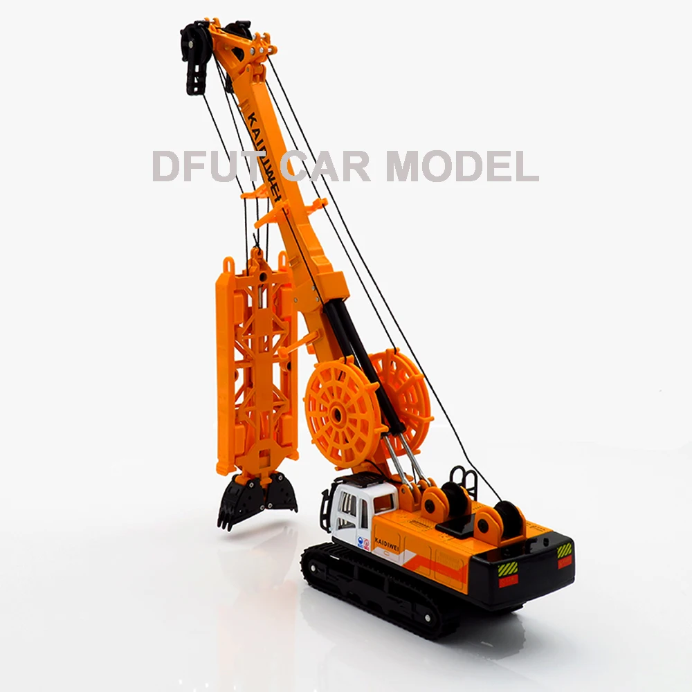 

1:64 Alloy Toy Vehicles Slotting machine Truck Car Model Of Children's Toy Cars Original Authorized Authentic Kids Toys