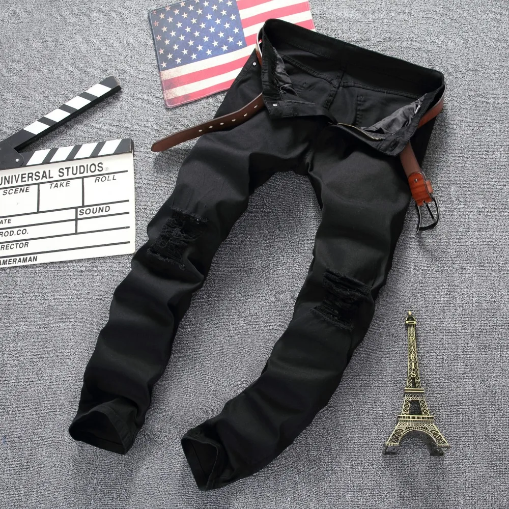 3240085623_1518810607