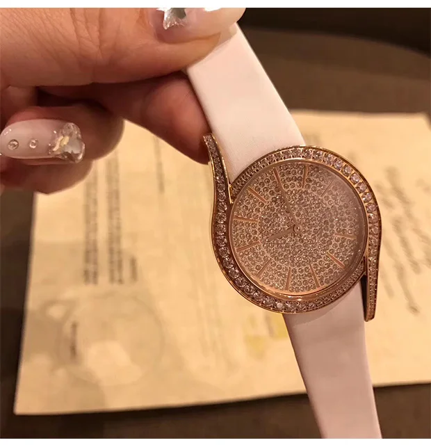 

famous Women's Watches Top Runway Luxury European Design Automatic Quartz Wristwatches FL2117P
