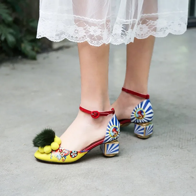 Prova Perfetto дизайнер благородство обувь женщина натуральный мех Высокие каблуки Женская обувь цветок в стиле граффити необычный каблук Гладиатор обувь