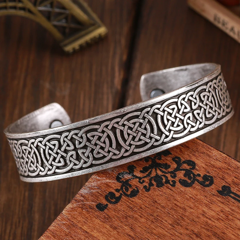 

Viking Cletic Knot Bracelet Bangle Cletic Knot Wristband Cuff Pagan Nordic Drop Shipping