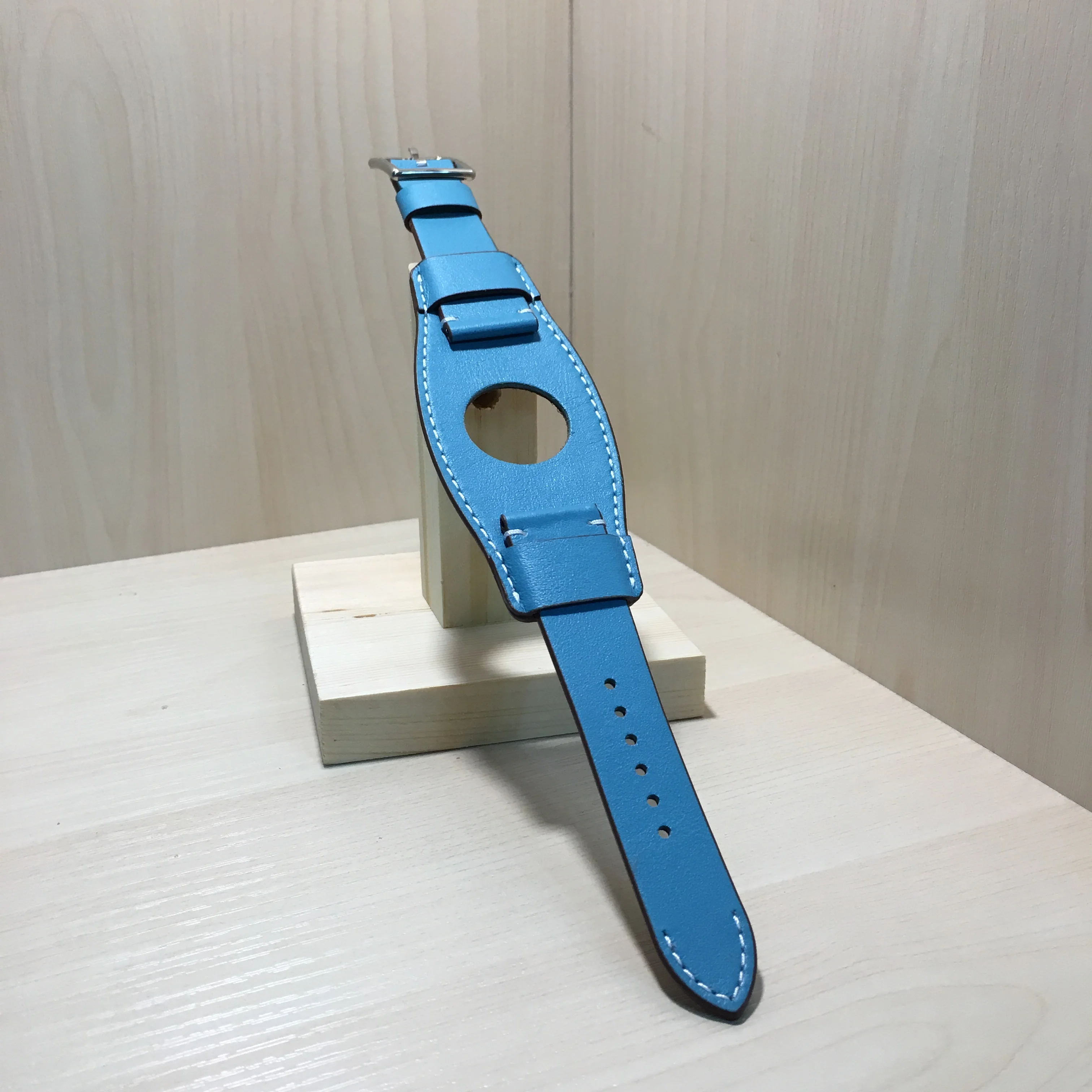 

Colorful Fashion Leather Watch Band For Apple Watch Band Series 4/3/2/1 42mm 38mm 44mm 40mm Replacement Band For Iwatch 14 Color