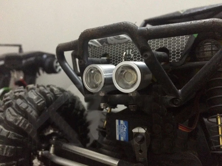

1Set Super Bright LED Headlight Aluminum Car Model Spotlight Decoration Searchlight for 1:10 RC SCX10 Climbing Car Modified Part