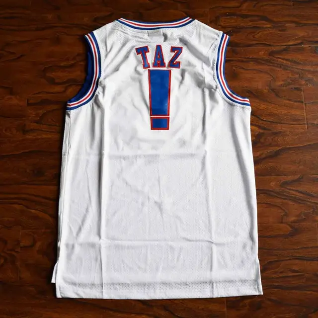 https://ae01.alicdn.com/kf/HTB1dYbCbhk98KJjSZFoq6xS6pXai/MM-MASMIG-17-Kinds-Space-Jam-Bugs-1-Lola-10-Murray-22-Jordan-23-Tune-Squad.jpg_640x640.jpg