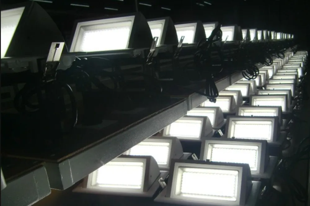 Luz de Inundação 2 Pçs e lote 40 w Praça Retangular Levou Downlight Alta Potência Levou Downlight Loja Interior Levou Girar Ângulo Ac110 240v 9 Luzes embutidas de LED