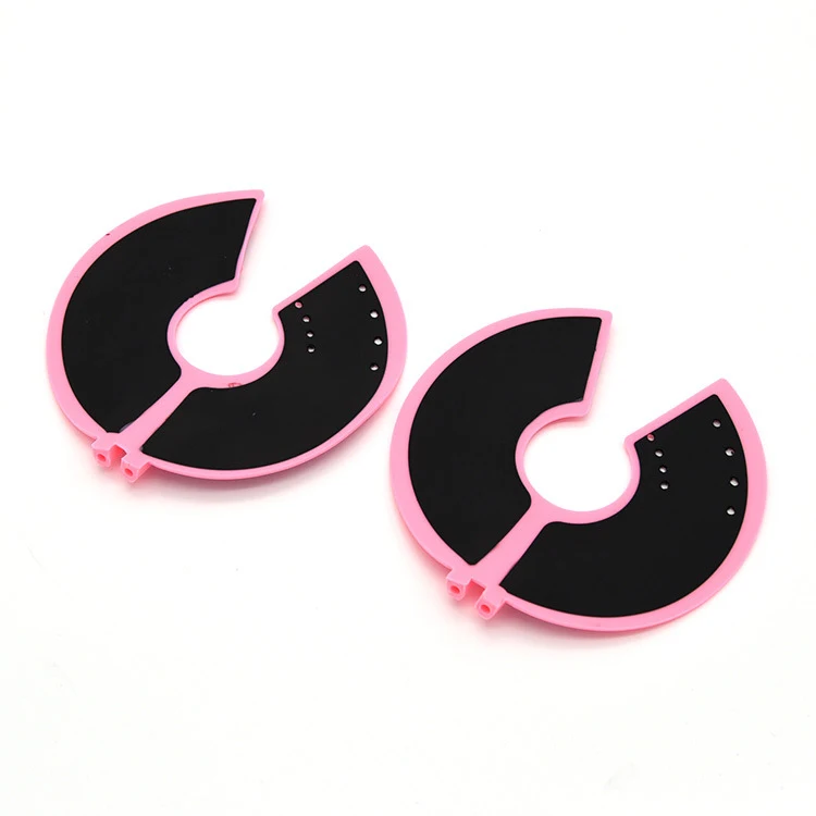 3676456251_279567083