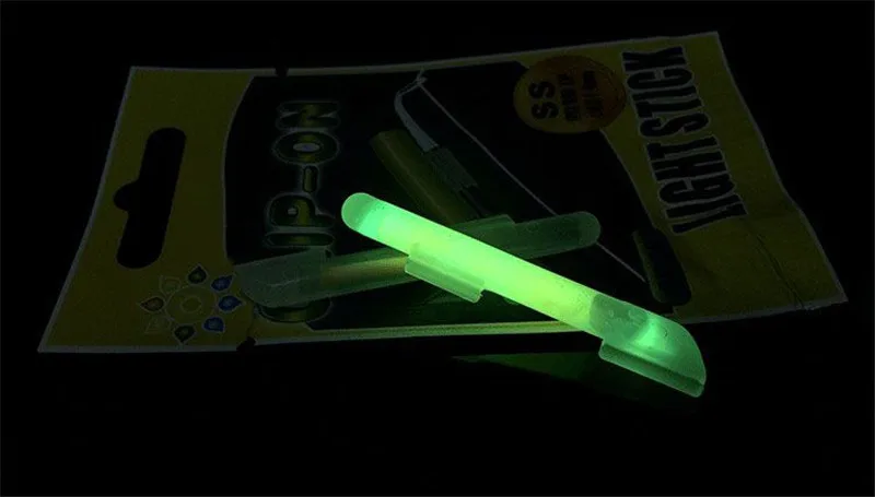 20Pcs Fluorescent Clip On Rod Night Fishing Alert Lightstick High Visibility Glow in Dark Light Stick Night Fishing Accessories (15)