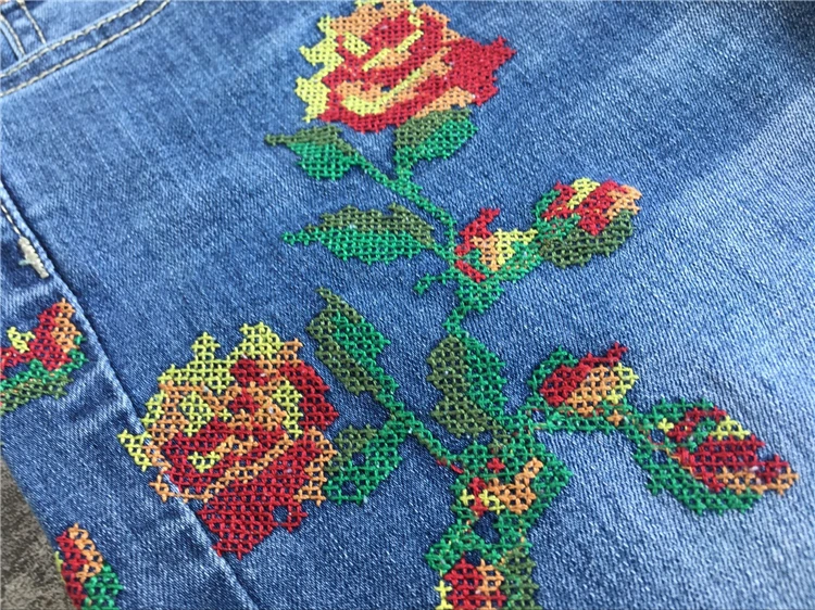 2017 European and American women's high waist elastic front and rear side of the cross embroidery roses washed cat to be cowboy pants pants pants (18)