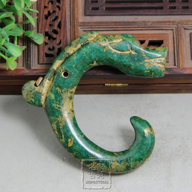 

Hand-carved jade dragon Hook Pendant with ancient color and fragrance