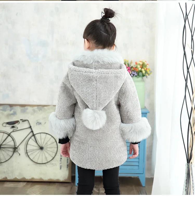 Пальто для девочек с искусственным лисим мехом осень-зима Костюмы с капюшоном толстые принцесса пальто милый детские, для малышей Длинные куртки N103