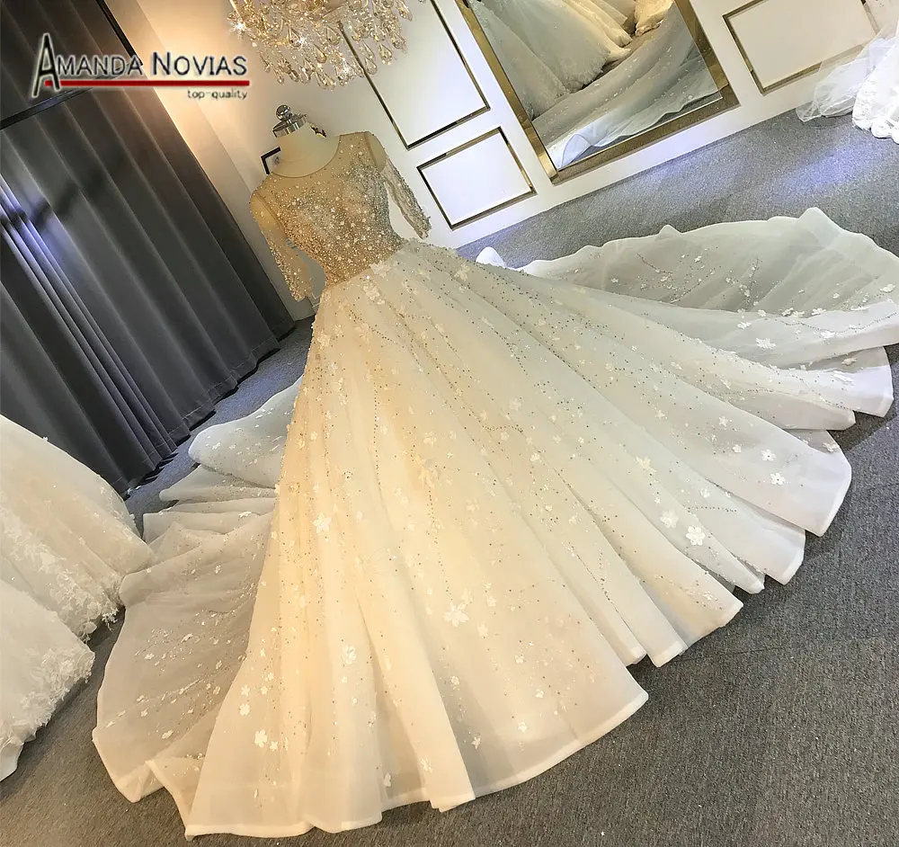 

Amanda Novias Luxury Long Train Bridal Wedding Dress 2019
