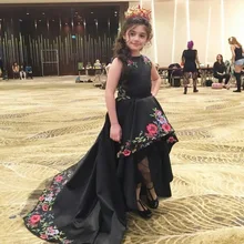 Cute Black Girls Evening Gown Hi-Lo Flower Girl Dress for Weddings Embroidery Satin Long Pageant Dresses for Little Girl FH118